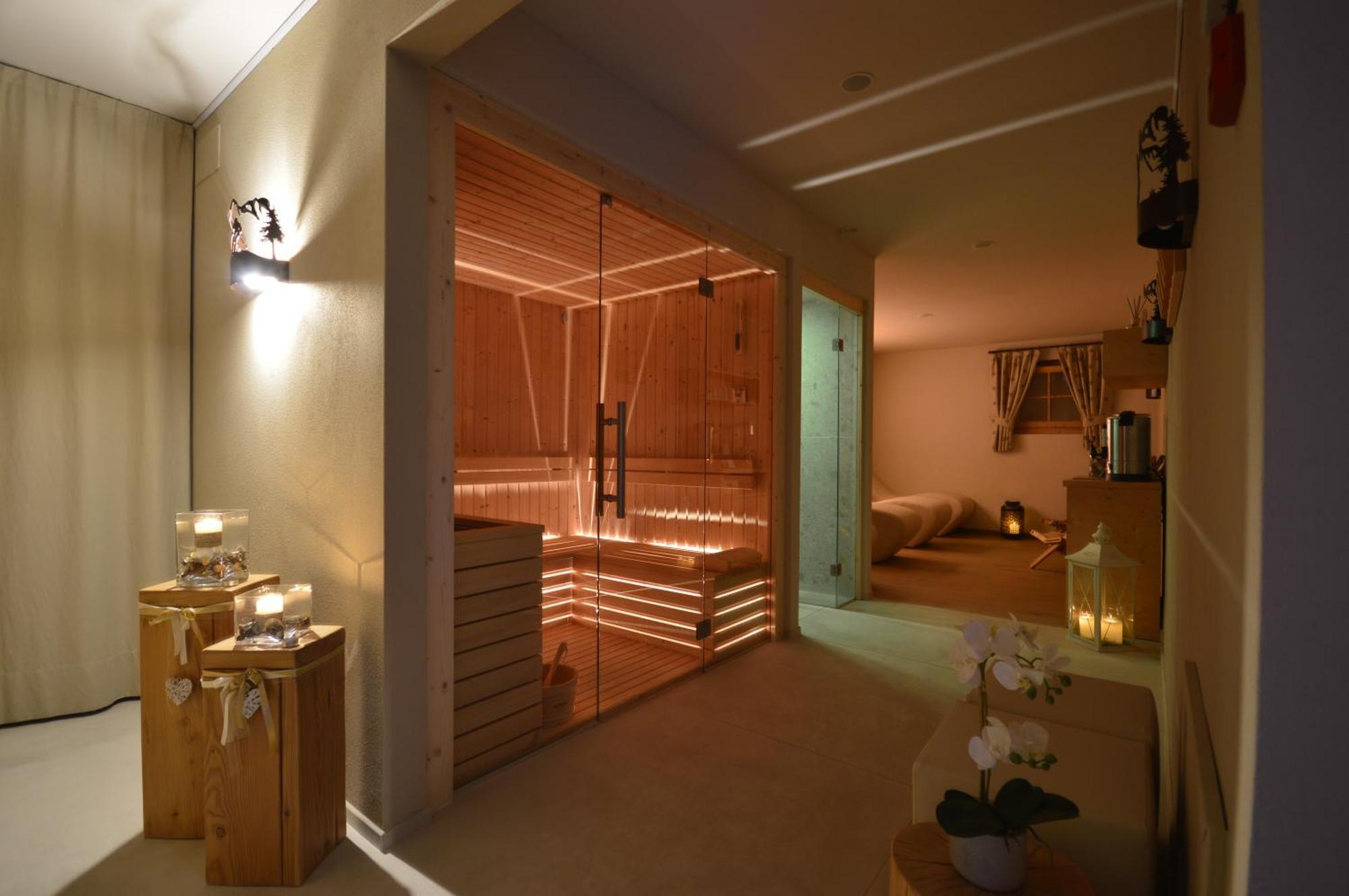 Hotel Garni Sant'Antonio Con Spa Madonna di Campiglio Exterior photo