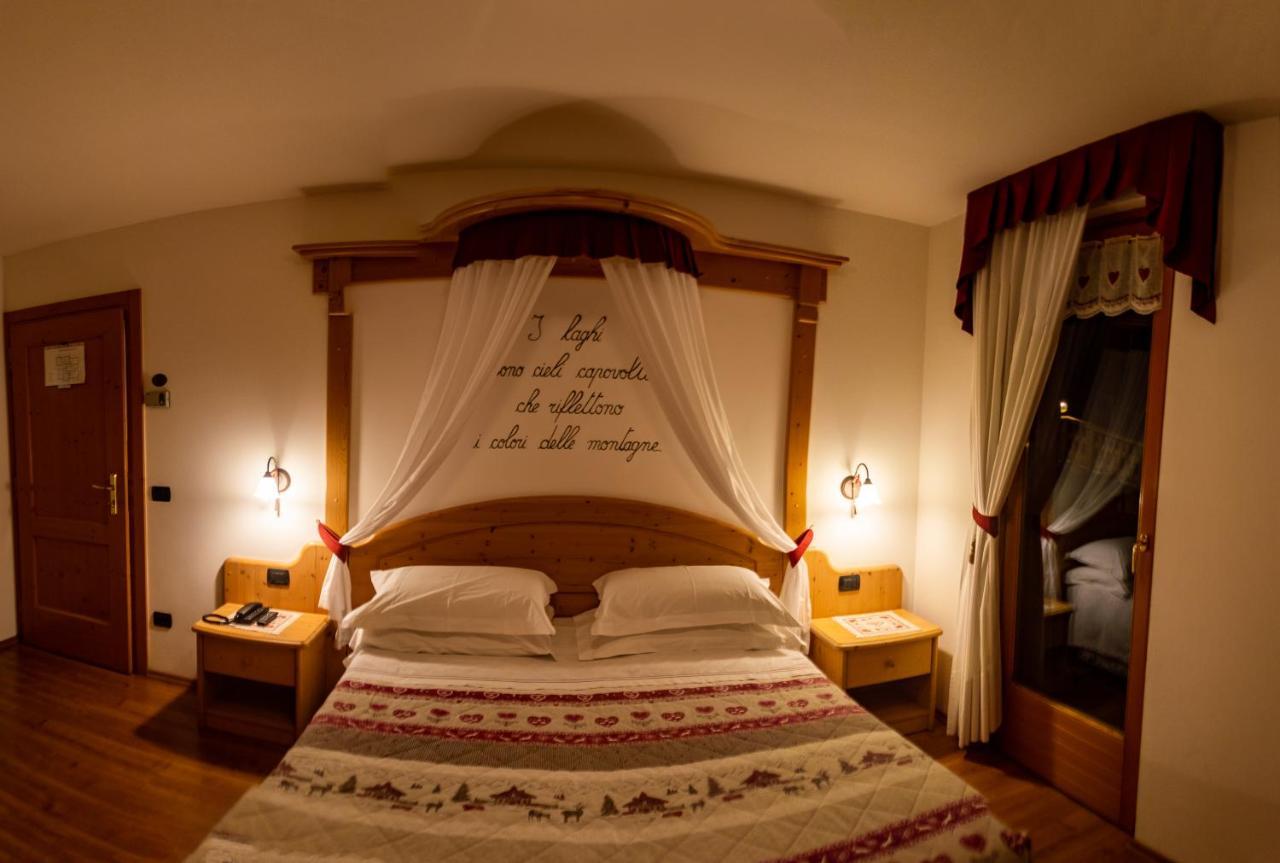 Hotel Garni Sant'Antonio Con Spa Madonna di Campiglio Exterior photo