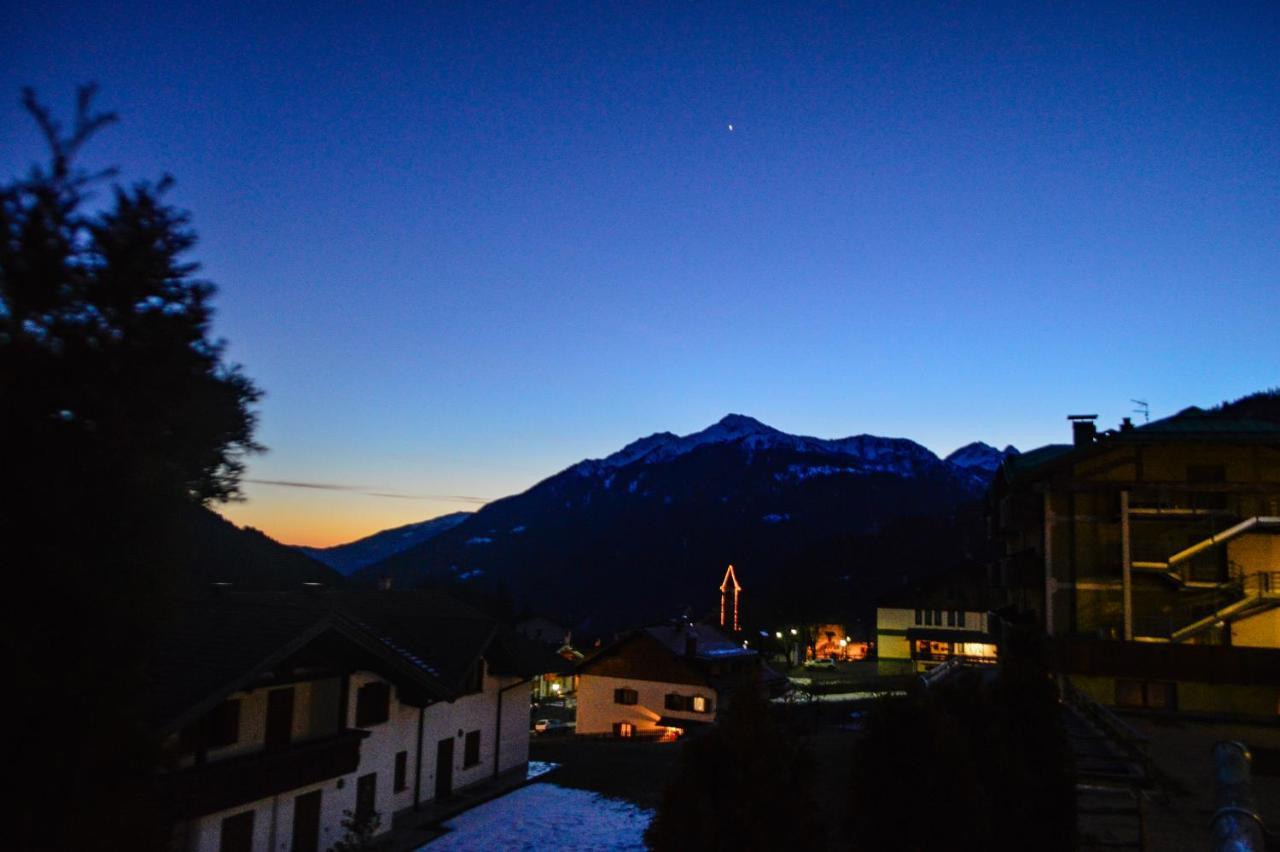 Hotel Garni Sant'Antonio Con Spa Madonna di Campiglio Exterior photo